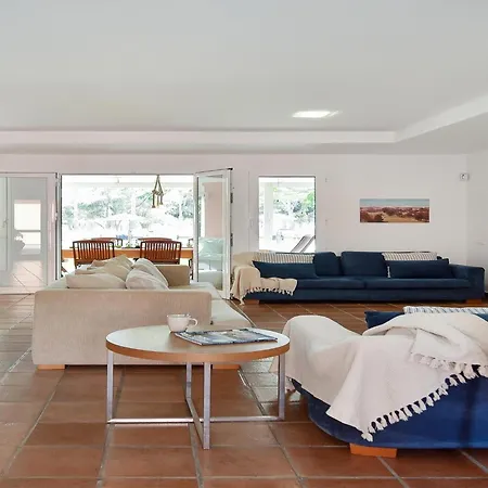 Vila Maspalomas Lux Luxury Retreat In Gran Canaria Private Heated Pool Wonderdul Terrace Area With Dining Area And Bbq Minutes From Popular, Las Palmas de Gran Canaria