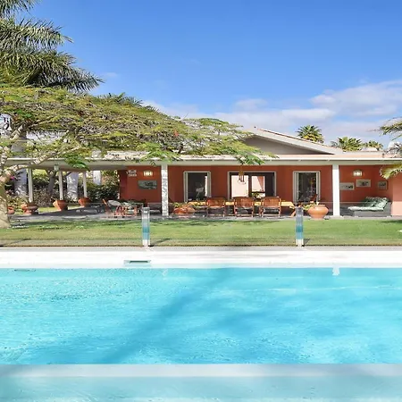 Maspalomas Lux Luxury Retreat In Gran Canaria Private Heated Pool Wonderdul Terrace Area With Dining Area And Bbq Minutes From Popular, Vila *