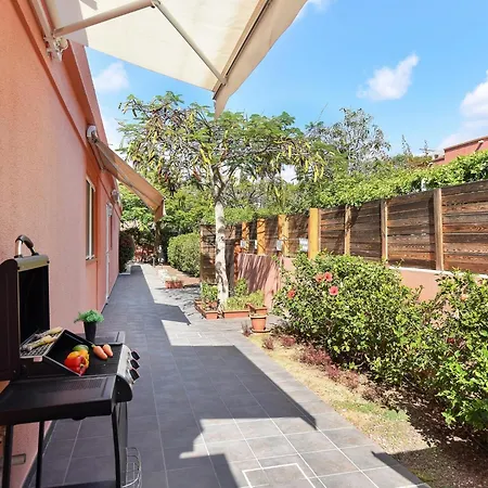 Villa Maspalomas Lux Luxury Retreat In Gran Canaria Private Heated Pool Wonderdul Terrace Area With Dining Area And Bbq Minutes From Popular,